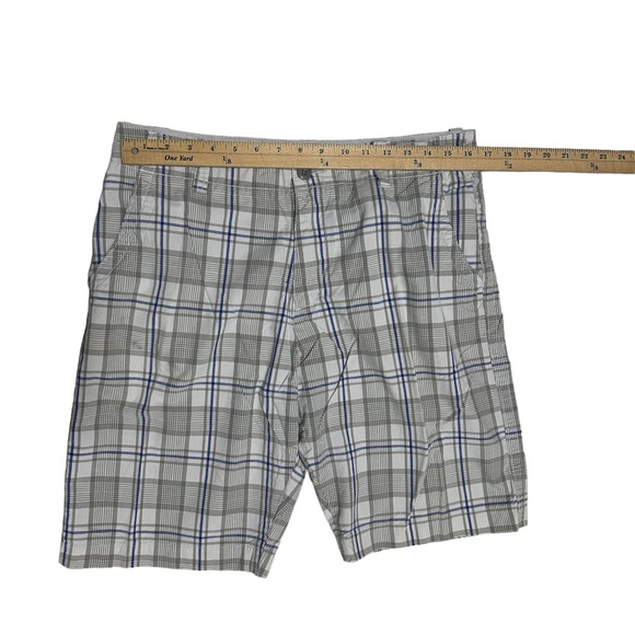 Old Navy & Hurley Men’s Shorts Bundle Size 32-33 - Picture 7 of 9